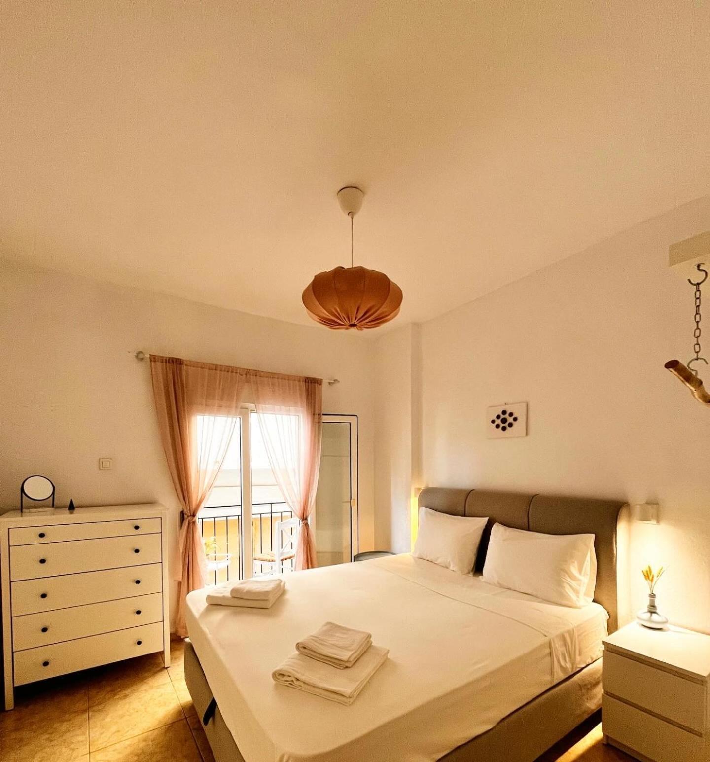 Lucy'S Guest House 斯基亚索斯镇 外观 照片